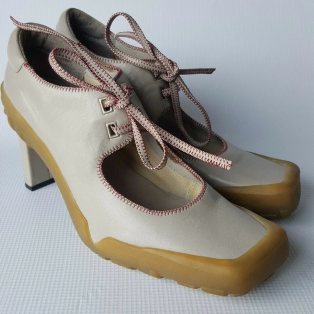 Diesel Vintage Futuristic Cream and Tan Mary Jane Heels